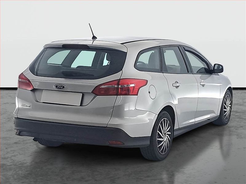 Ford Focus (2015) 1.6 TDCi, Serv.kniha - fotka 5 z 15