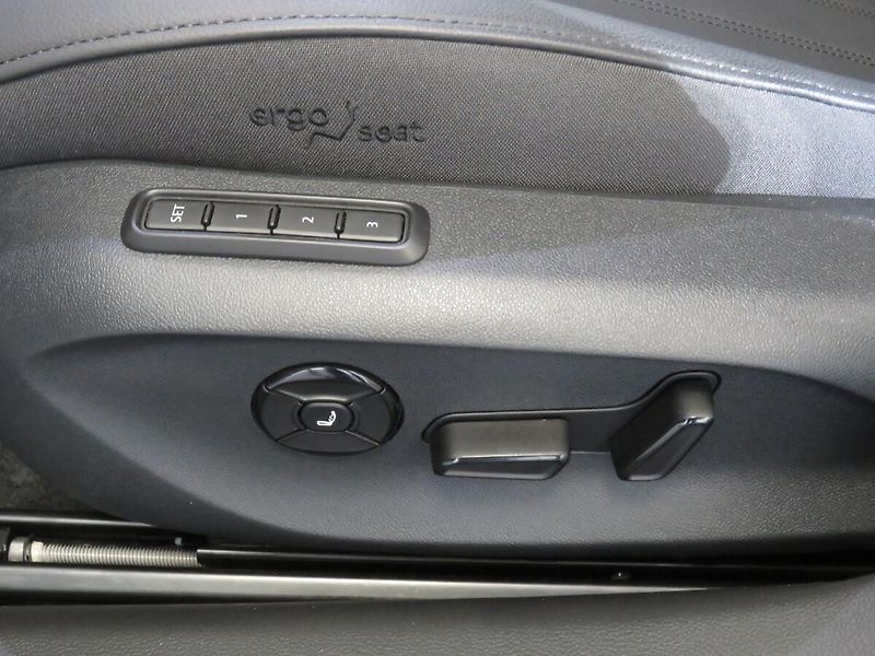 Škoda Superb - fotka 21 z 30