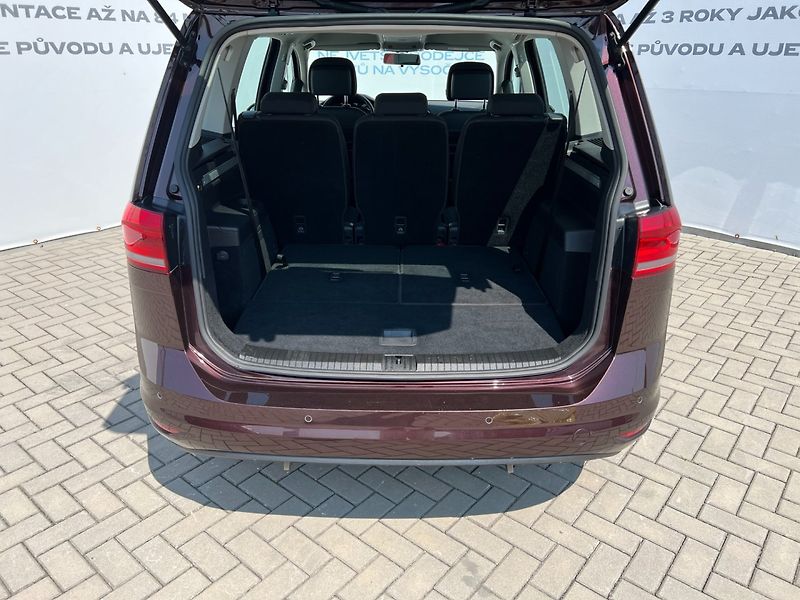 Volkswagen Touran (2019) 1.6TDi COMFORTLINE 7-míst - fotka 12 z 37