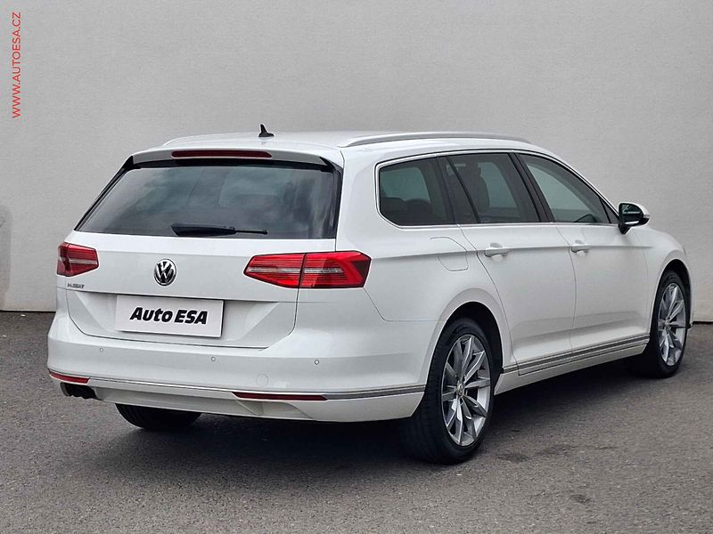 Volkswagen Passat (2019) 2.0TDi, DSG, LED, navi - fotka 4 z 20