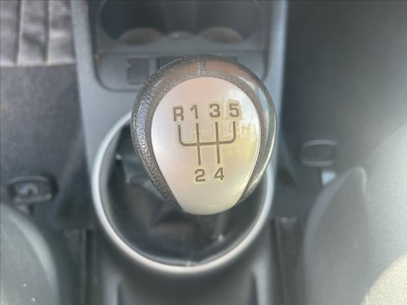 Škoda Fabia 1,4 i 16V Klima, po STK - fotka 17 z 41