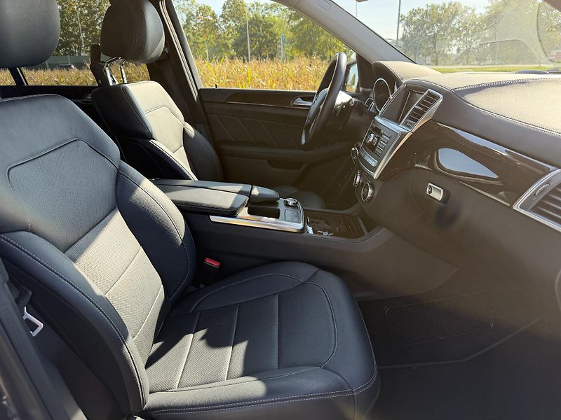 Mercedes-Benz GL 350 CDI XENON PANO MASÁŽ TAŽNÉ - fotka 52 z 63