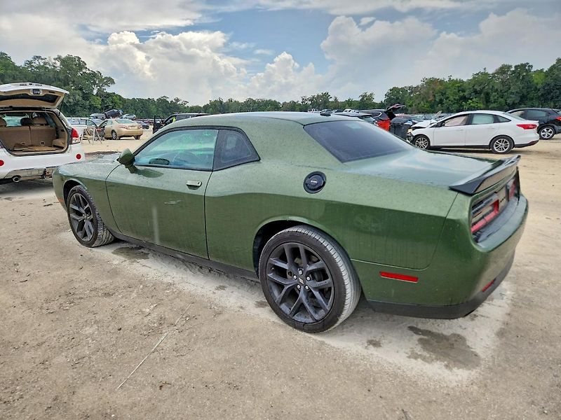 Dodge Challenger (2022) SXT 3.6 - fotka 3 z 11