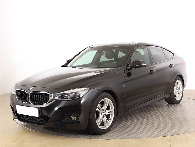 BMW Řada 3 (2018) 320d xDrive GT, 4X4, Automat - fotka 2 z 19