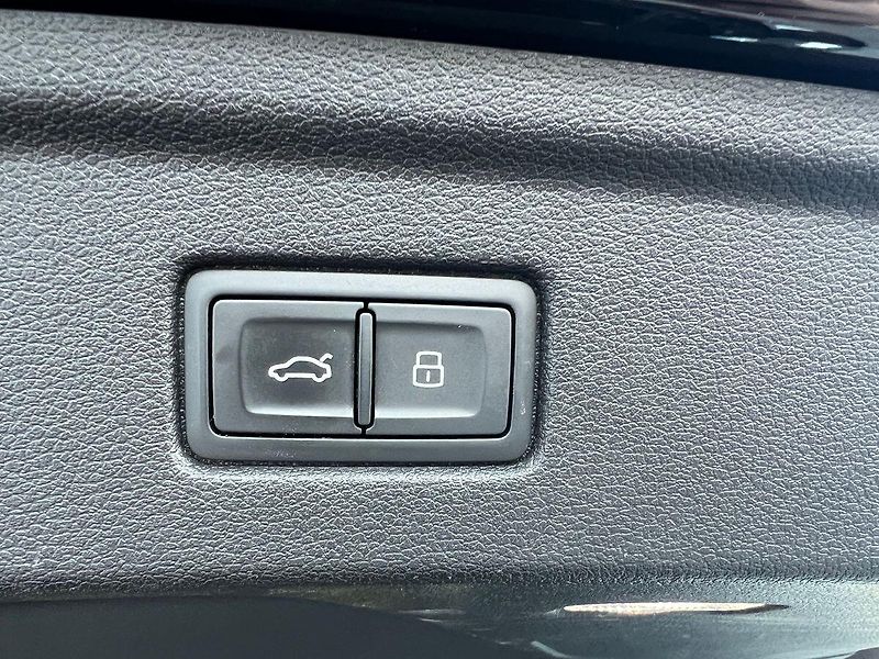 Audi A5 Sportback  2,0TDI 150kW Quattr - fotka 21 z 24