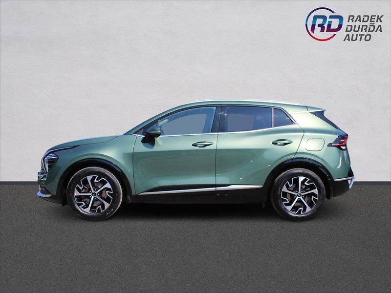 Kia Sportage 1,6 T-GDI  1MAJ,TOP,DPH,4X4 - fotka 8 z 40