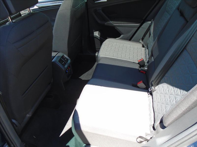 Volkswagen Tiguan 2,0   2.0.TDI-110KW - fotka 12 z 29