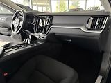 Volvo V60 B3 AUT*120kW*KeyLess*LED*Kamer - náhled 12