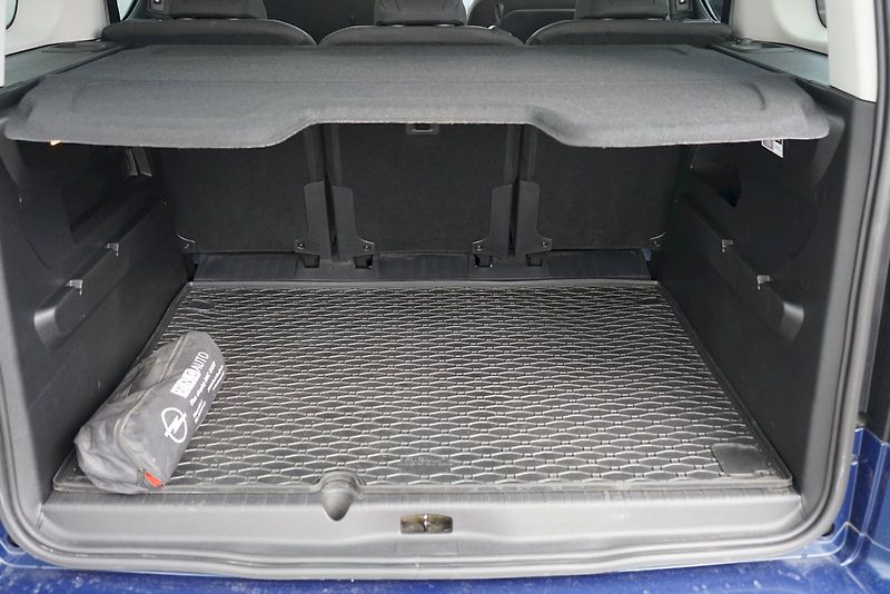 Opel Combo (2023) CDTI 96 kW N1 Elegance - fotka 7 z 27