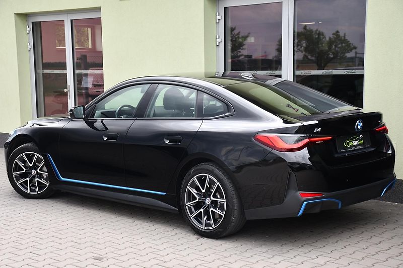 BMW i4 eDrive40 97%SoH - fotka 3 z 38