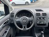 Volkswagen Touran (2012) Trendline 1.6 TDI 77kW - náhled 15