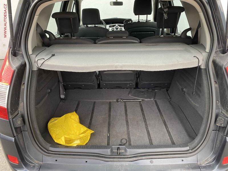 Renault Scénic (2007) 1.6 16V, ČR, AT, AC, xenon - fotka 7 z 16