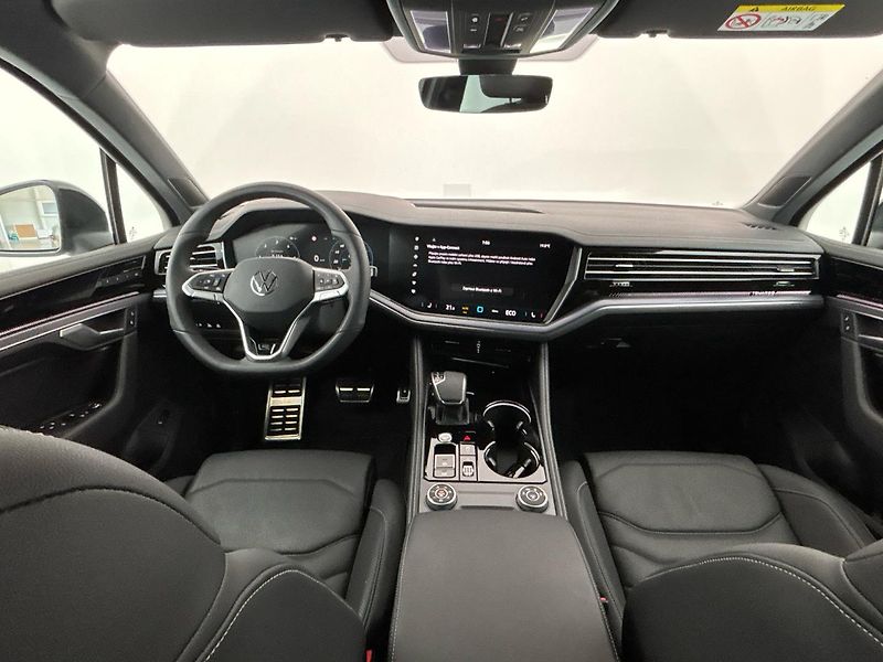Volkswagen Touareg R-Line 4MOT - fotka 5 z 33
