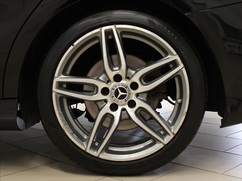 Mercedes-Benz CLA 2,1 CDI 200 4Matic AMG - fotka 30 z 37