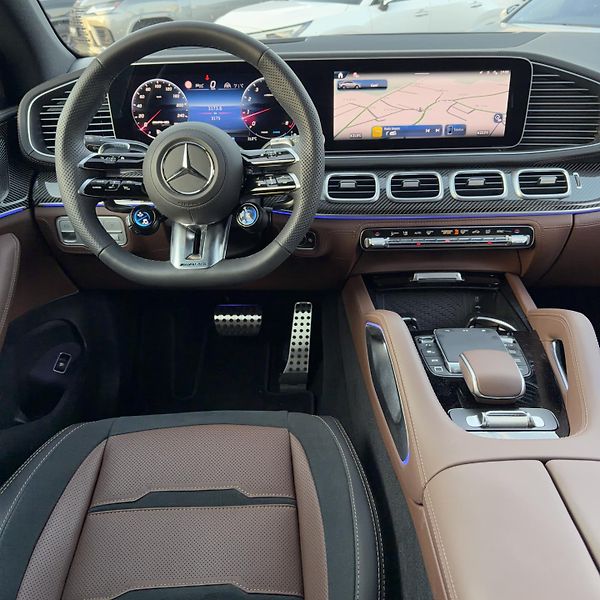 Mercedes-Benz GLE (2026) 53 AMG - fotka 8 z 36