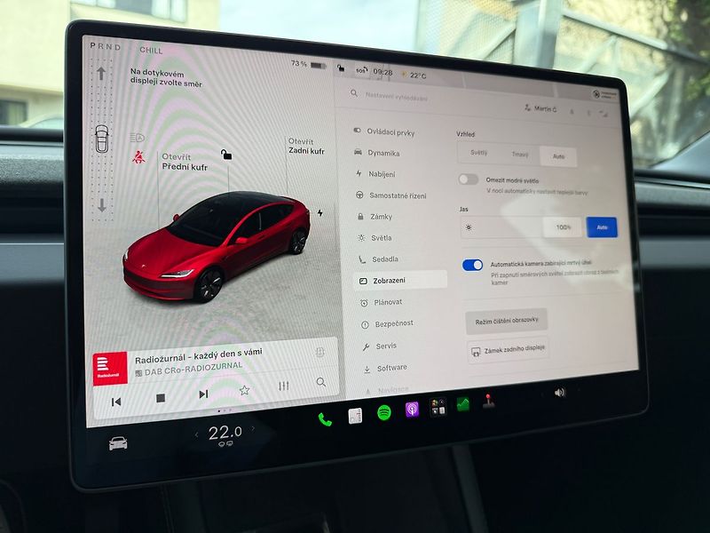 Tesla Model 3 Standart Range Premium - fotka 23 z 37