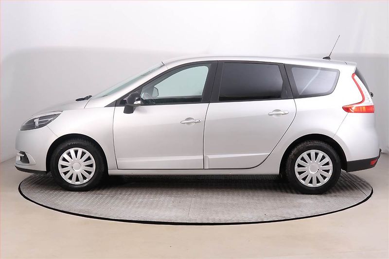 Renault Grand Scénic (2015) 1.5 dCi, Automat, Navi - fotka 3 z 21