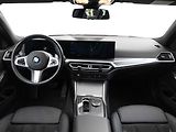 BMW Řada 3 330i Touring - náhled 13