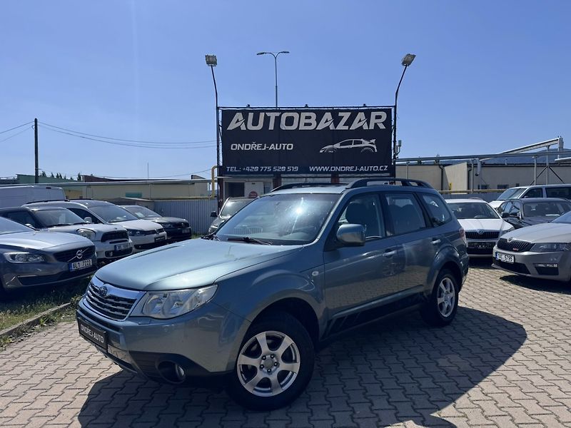 Subaru Forester (2008) 2,0i 110 KW TAŽNÉ SK STK - fotka 1 z 48