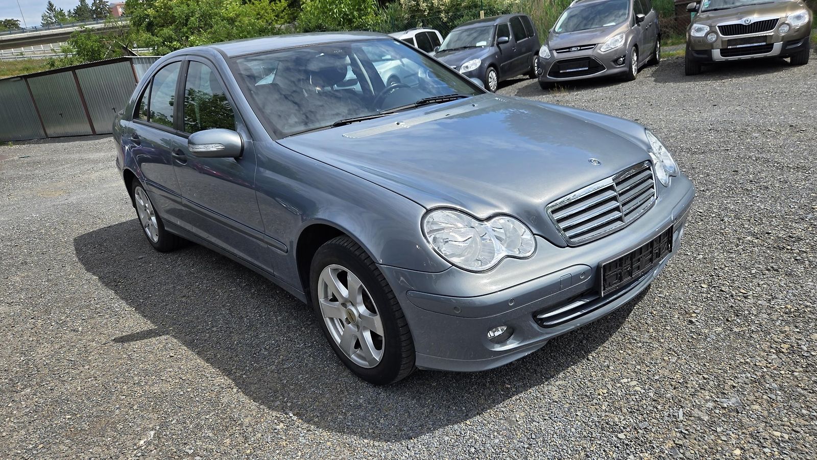 Mercedes-Benz Třídy C MERCEDES BENZ C180 AVANTGARDE