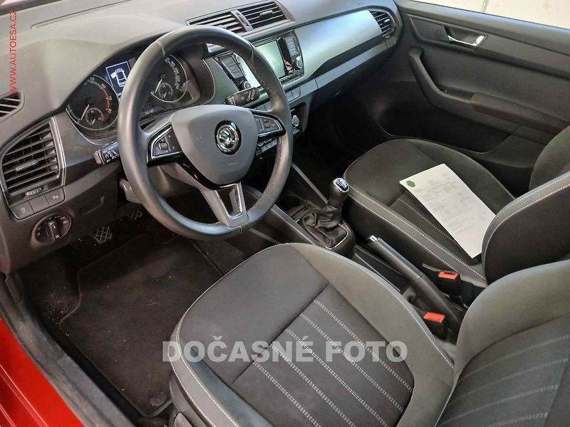 Škoda Fabia (2020) 1.0 TSI, 2.maj,ČR, autoAC - fotka 3 z 3
