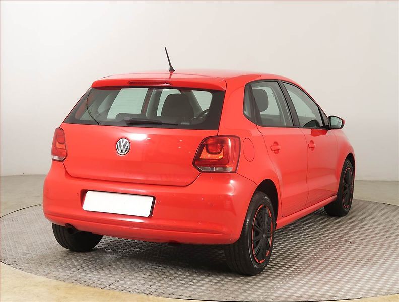 Volkswagen Polo (2012) 1.4, Tempomat, Park. senzory - fotka 5 z 14