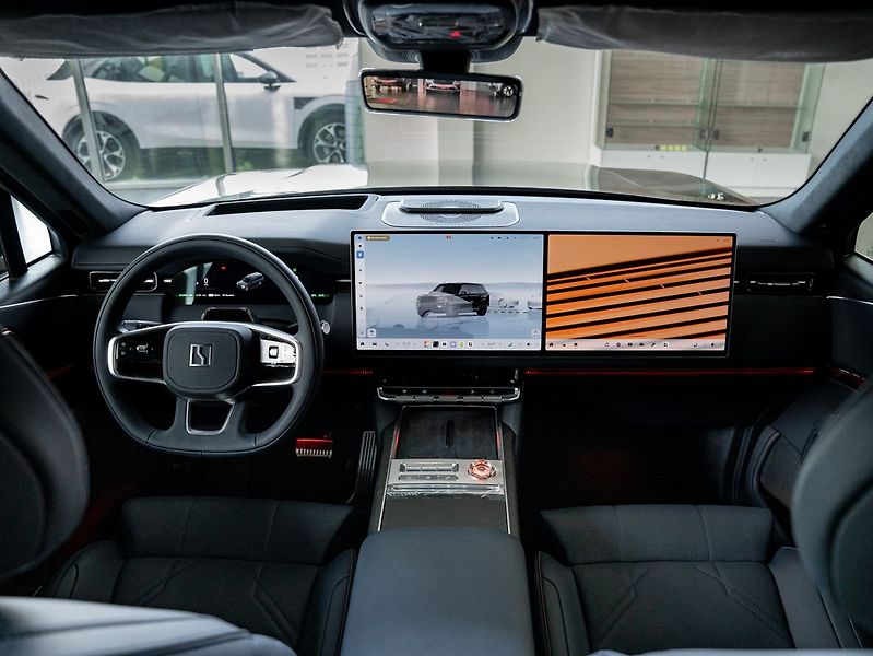 ZEEKR 9X Ultra 70kWh Hyper-SUV 4WD - fotka 16 z 28