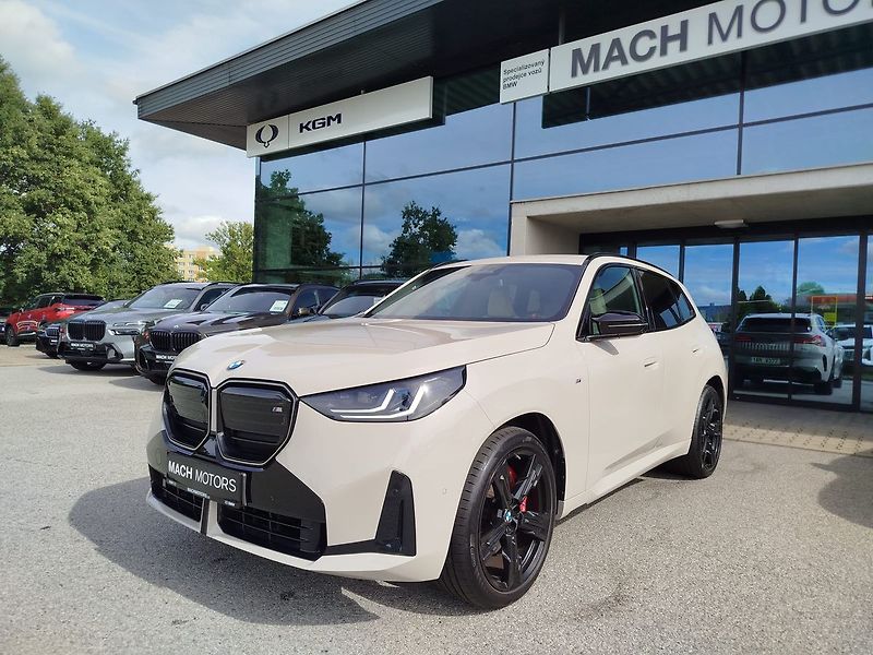 BMW X3 M50 xDrive - fotka 3 z 38