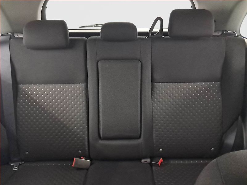 Mitsubishi ASX (2012) Invite 1.8 DI-D MIVEC - fotka 10 z 17