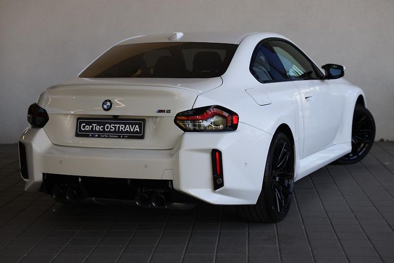 BMW M2 Coupe - fotka 3 z 18