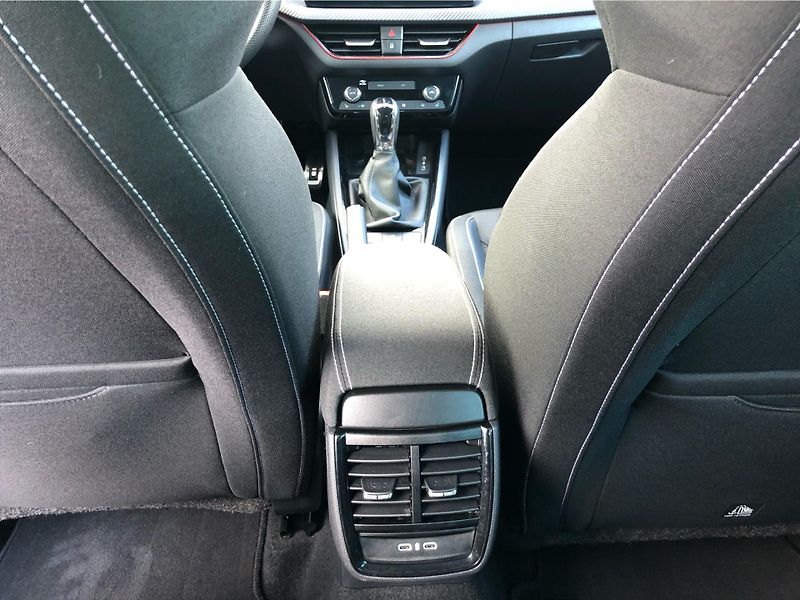 Škoda Scala 1.0 TSi DSG 7st. Monte Carlo - fotka 24 z 30