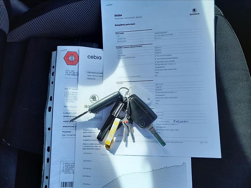 Škoda Octavia III FC 2,0 TDI 110kW - fotka 45 z 53