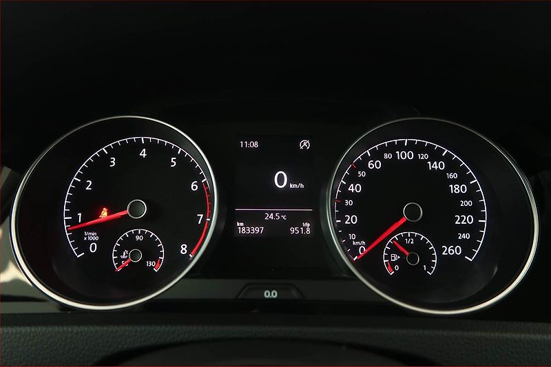 Volkswagen Golf (2014) Highline 1.4 TSI, Serv.kniha - fotka 11 z 16