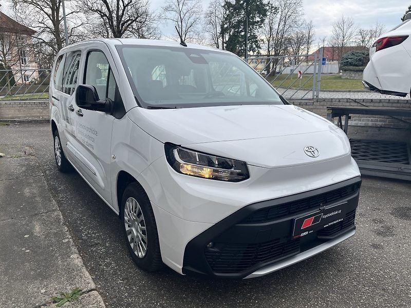 Toyota ProAce City Verso 1.5 D 100 MT Business - fotka 3 z 27