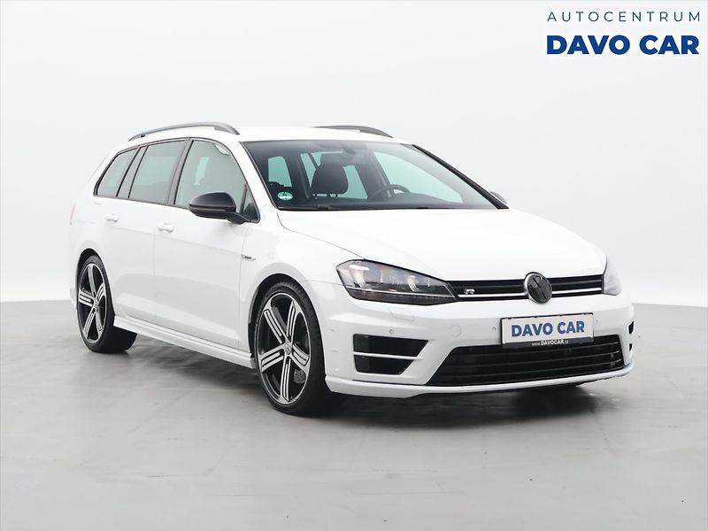Volkswagen Golf 2,0 TSI R 221kW DSG 4M 1.Maj - fotografie inzerátu