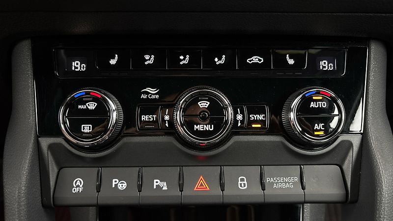 Škoda Kodiaq 2.0 TDI DSG 4x4 Sportline - fotka 13 z 30