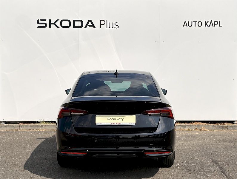 Škoda Octavia (2025) TSI m-HEV 110 kW DSG Sportline - fotka 4 z 29