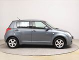 Suzuki Swift (2008) 1.3 i, 4X4, Serv.kniha, Tažné - náhled 6