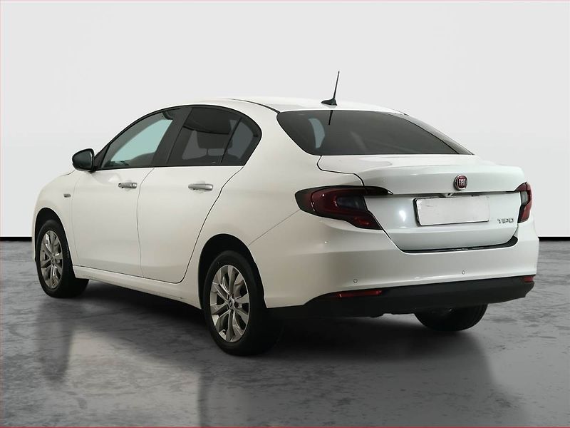 Fiat Tipo (2025) 1.6 MultiJet, ČR,1.maj - fotka 4 z 14