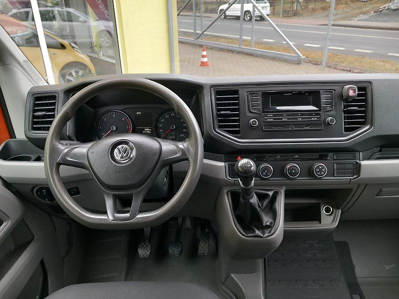 Volkswagen Crafter (2018) 2,0TDi 103kw 7 MÍST ,ODPOČET ! - fotka 23 z 41