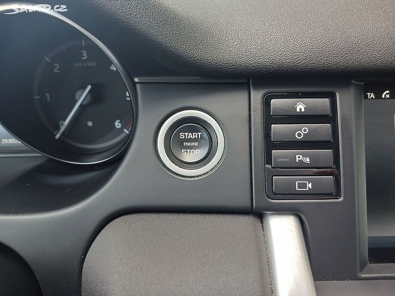 Land Rover Discovery Sport 2.0 HSE 180AUT. - fotka 27 z 43
