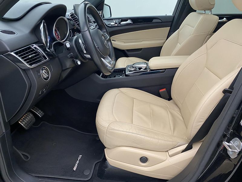 Mercedes-Benz GLE 43 AMG 4MATIC AUT  - fotka 3 z 67