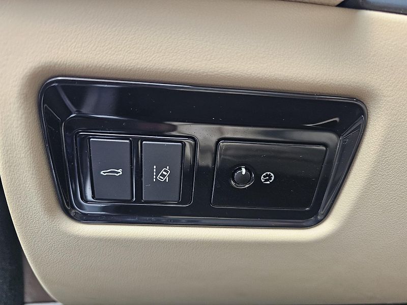 Jaguar XF (2019) 2.0 25D 177kW 2019,VÝHŘEV,KŮŽE - fotka 21 z 50