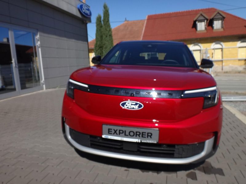 Ford Explorer (2025) Premium 79kWh prodloužený doje - fotka 8 z 30