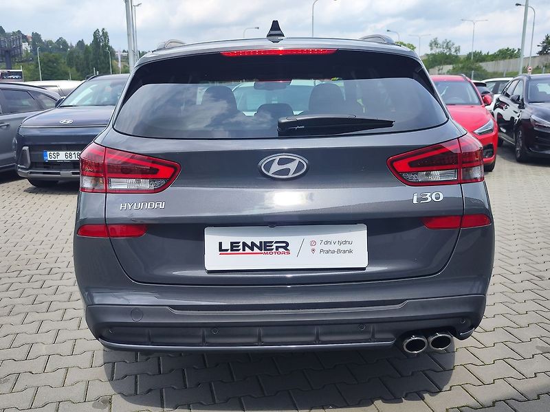 Hyundai i30 1.5 T-GDi/103 N-Line DCT MHEV - fotka 6 z 32