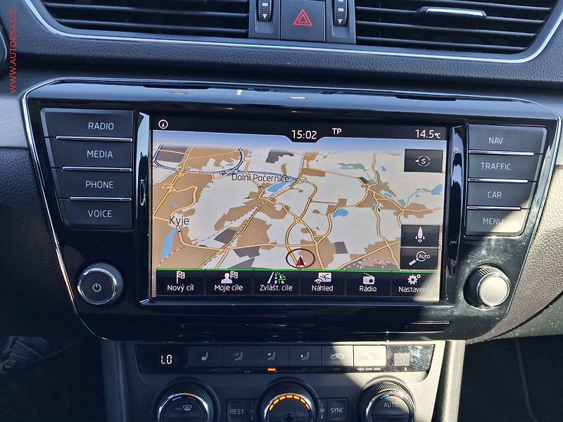 Škoda Superb (2015) 2.0 TDI, ČR, DSG, navi, bixen - fotka 17 z 18