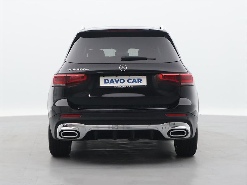 Mercedes-Benz GLB 2.0 200d 110kW AMG Line FULL L - fotka 5 z 35