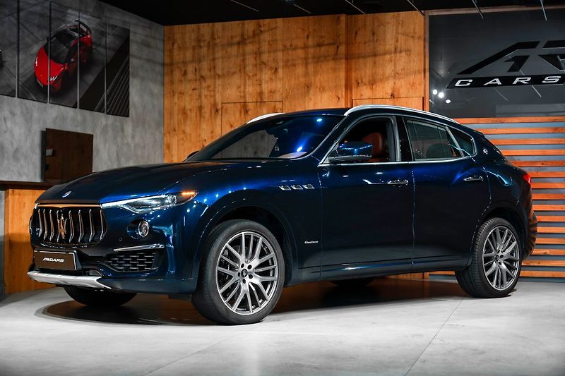 Maserati Levante GranLusso - fotografie inzerátu