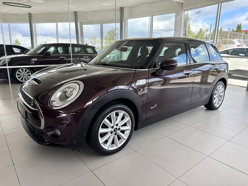 Mini Clubman S ALL4*141kW*LED*Navi*KeyLess - fotka 2 z 33