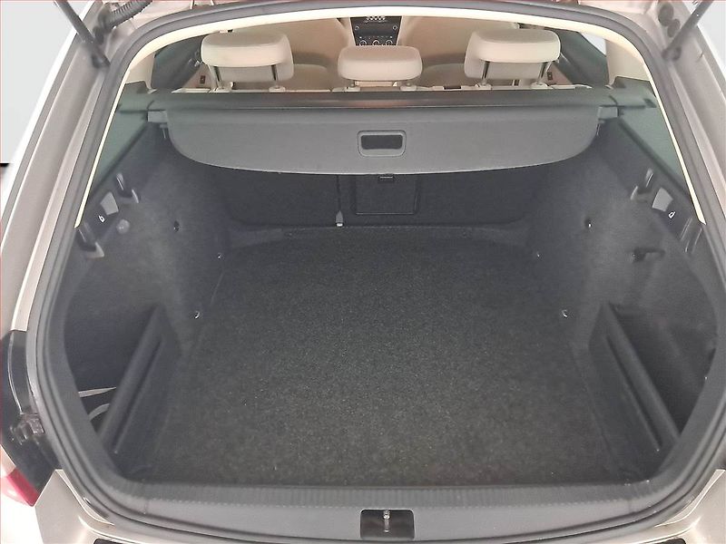Škoda Octavia (2016) 2.0 TDI, Serv.kniha, Tempomat - fotka 14 z 16